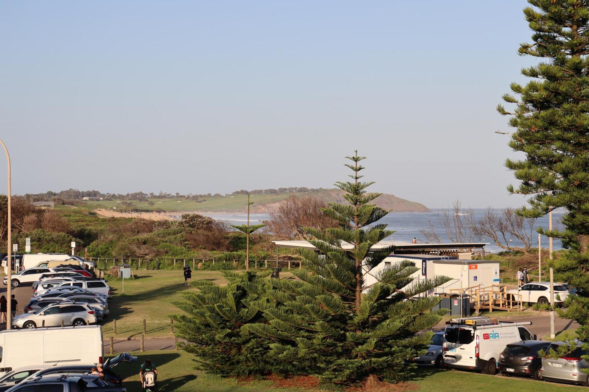 Dee Why - Surfrider 22 *