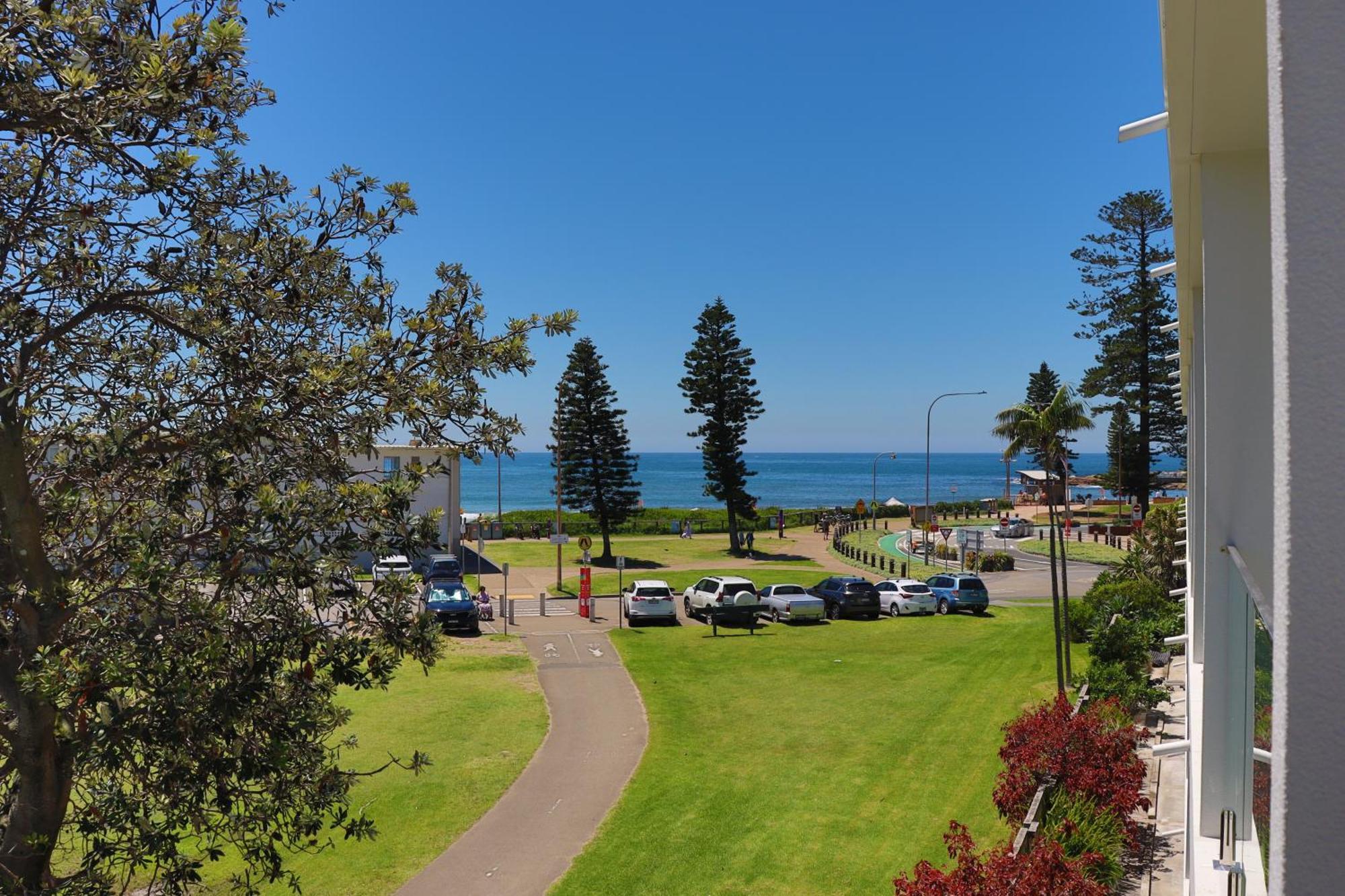 Dee Why - Surfrider 22 Deewhy